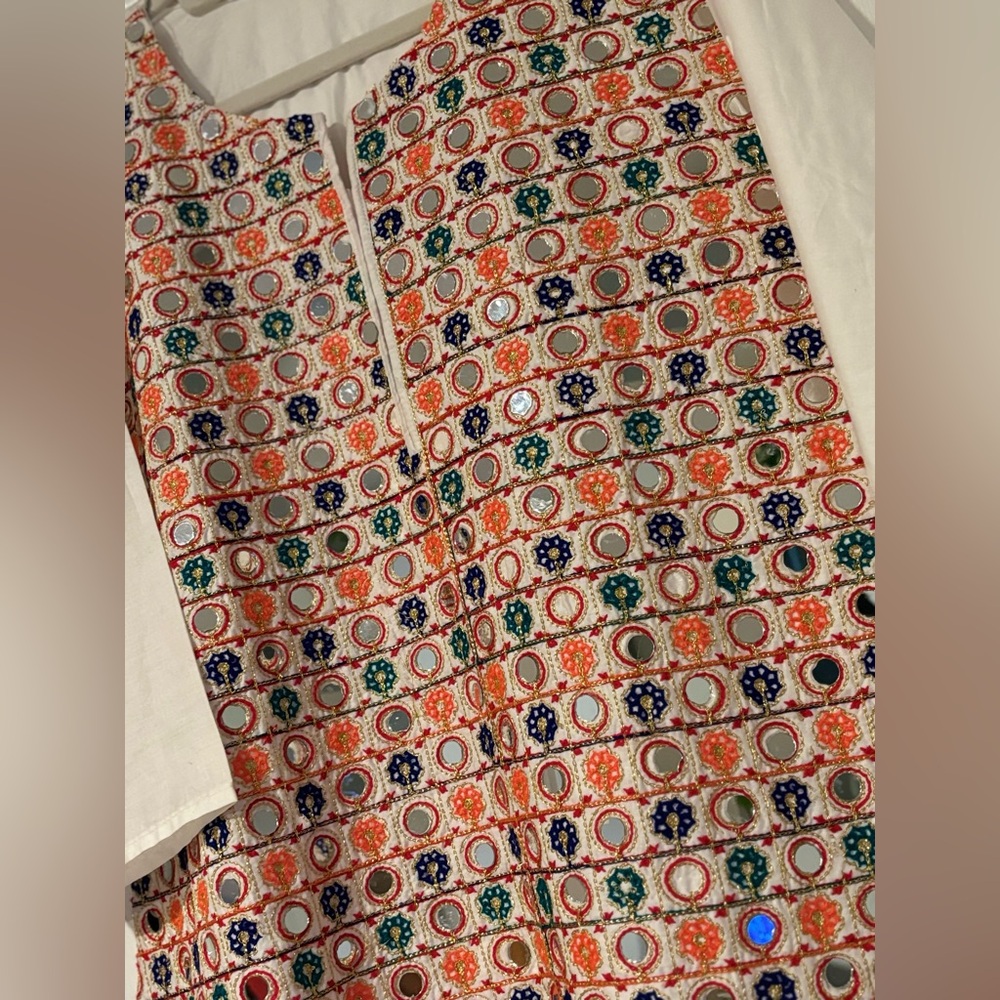 Pakistani Kurti View 3